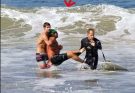 🥵💋LEGEND LOST Iconic actor has died today after being mauled to death in a shark attack. The video is hard to watch: Check the firstÂ