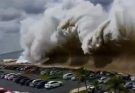 Breaking news A massive tsunami hits Alaska after an underwater earthquake — Residents are urged to evacuate. Watch the full video in the first comment!.